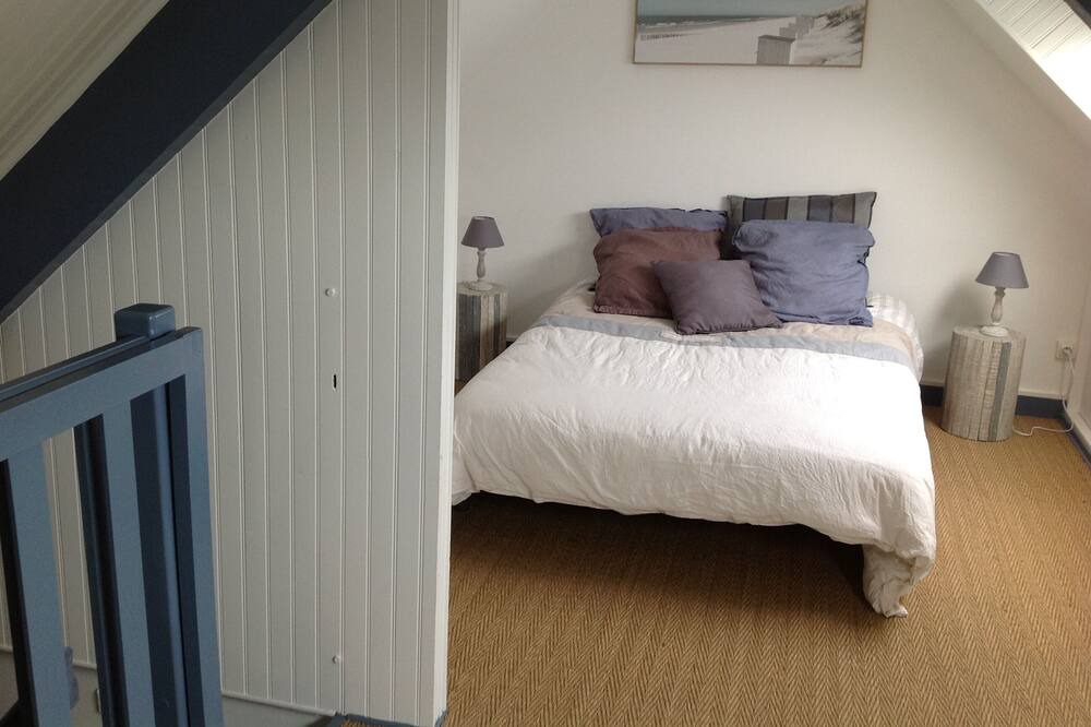 Photo of Bedroom in Pleurtuit