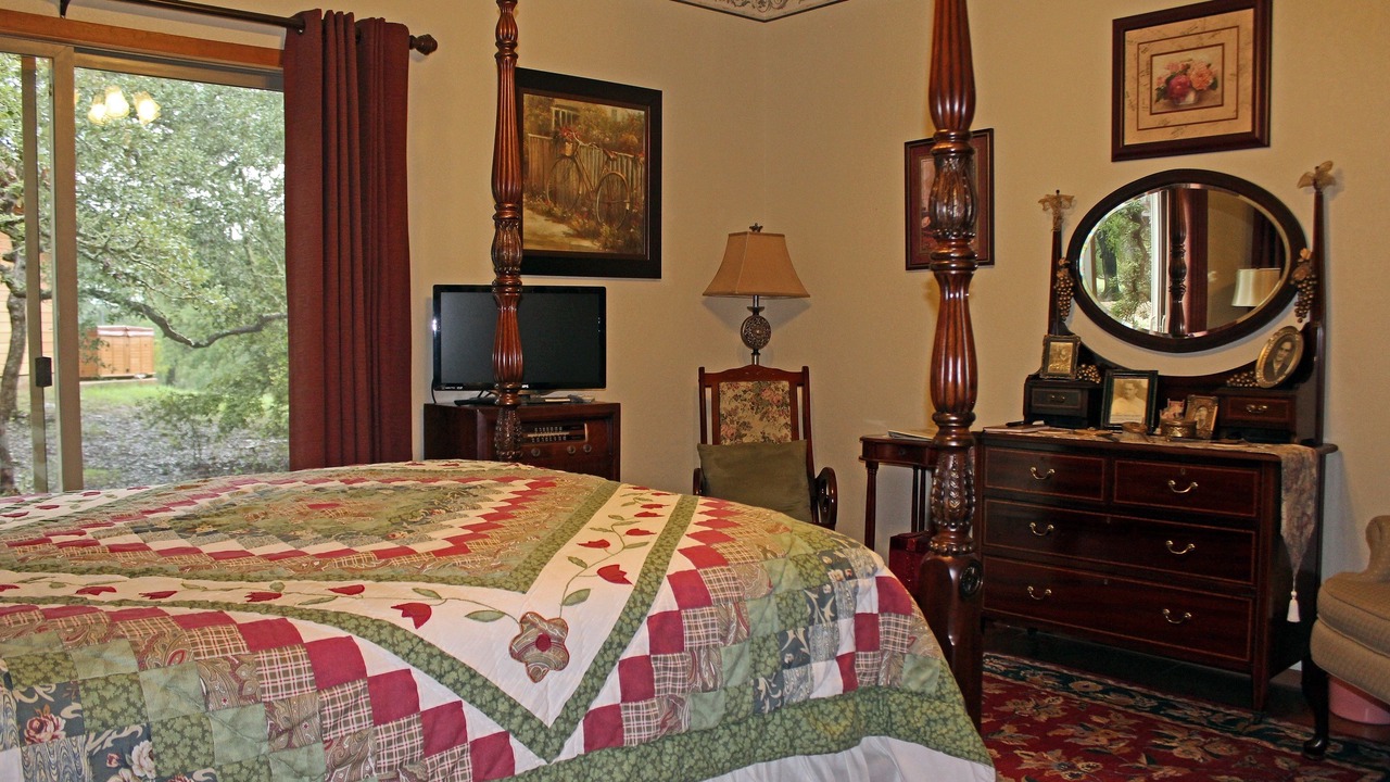 Photo of Bedroom in Wimberley