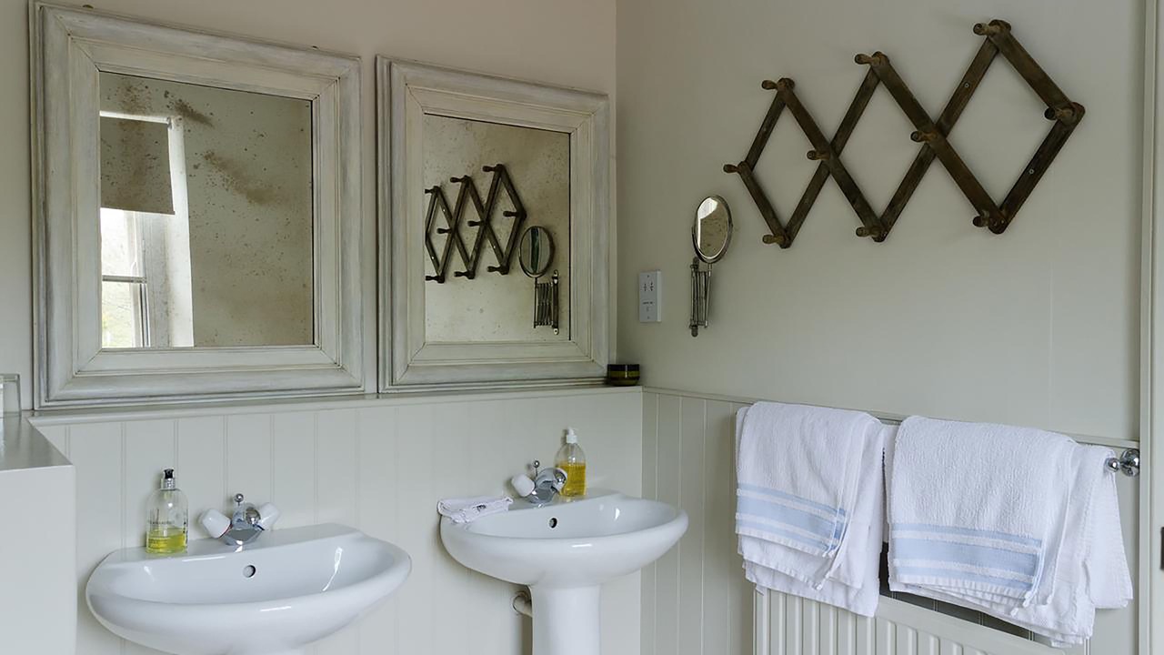 Photo of Others in Bampton