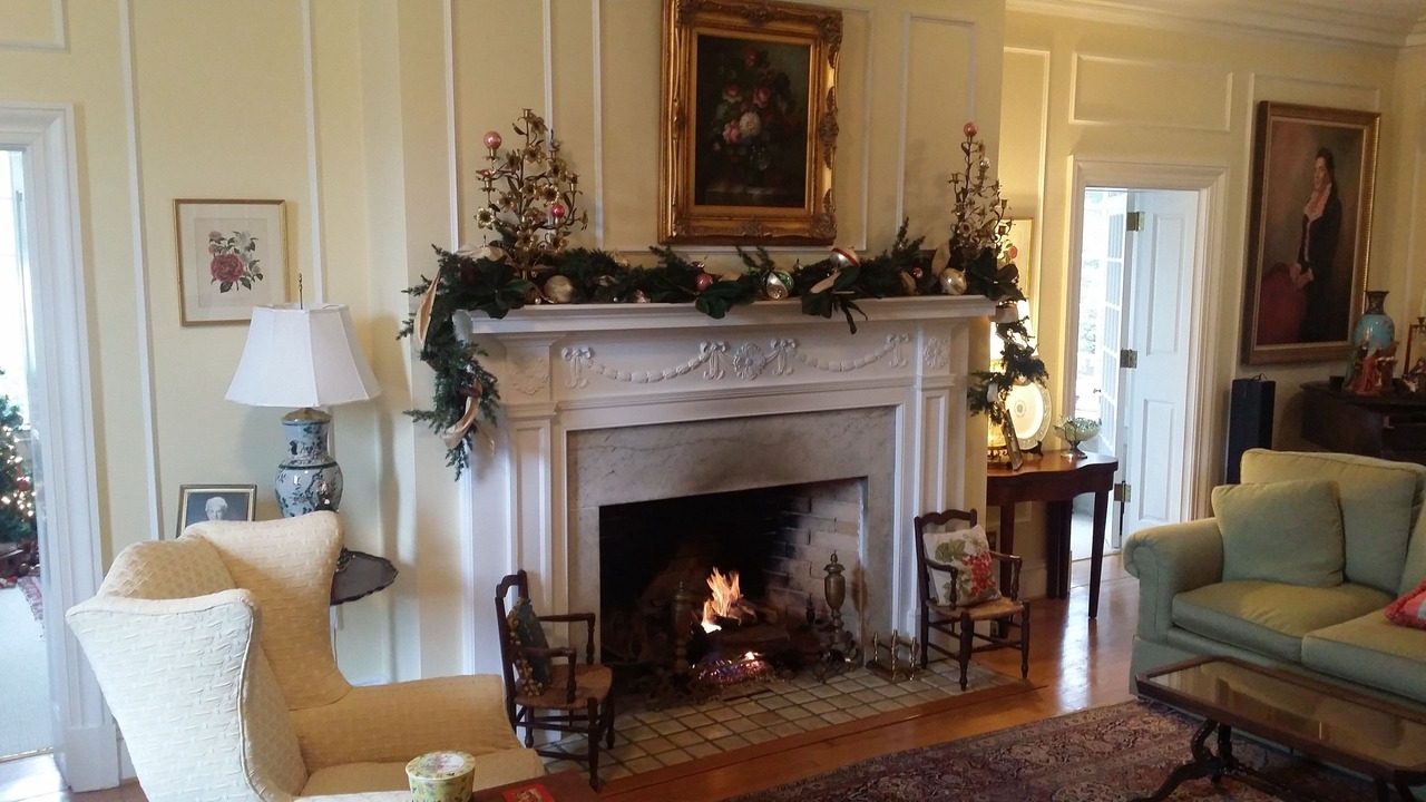 Photo of Livingroom in Yorktown