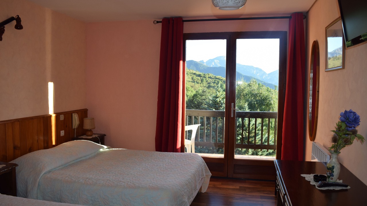 Photo of Bedroom in Corps