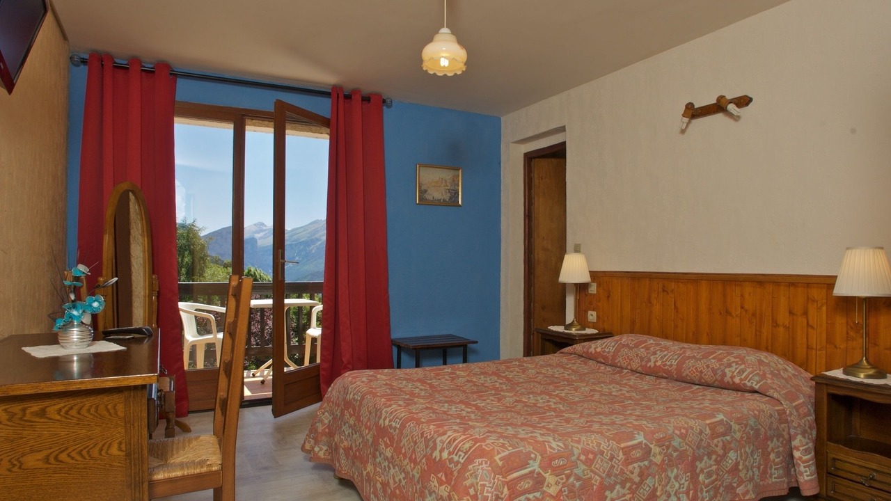 Photo of Bedroom in Corps