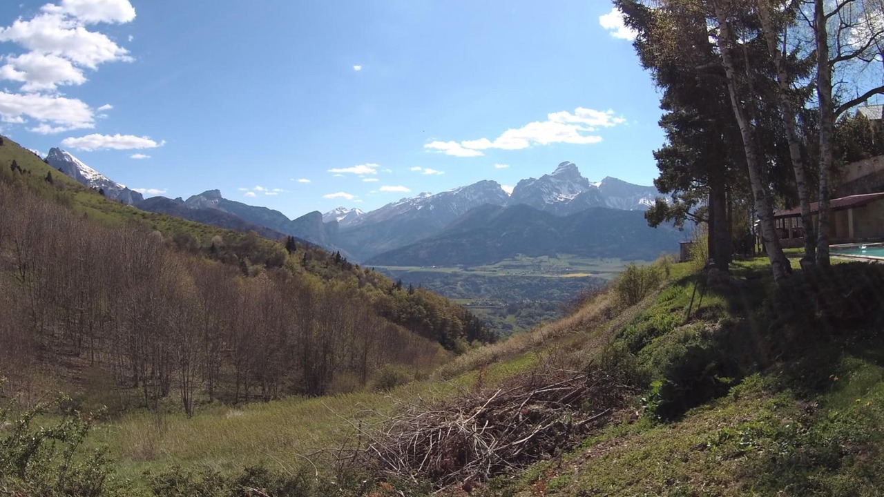 Photo of Outdoor in Corps