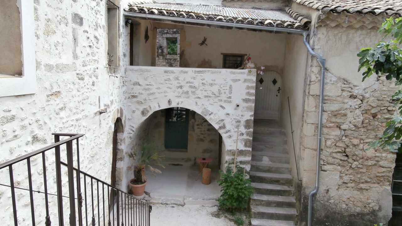 Photo of Patio Balcony in Saint-Paul-Trois-Chateaux