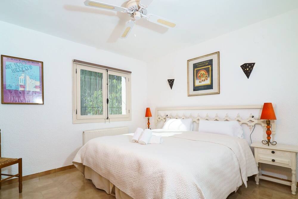Photo of Bedroom in Arnella