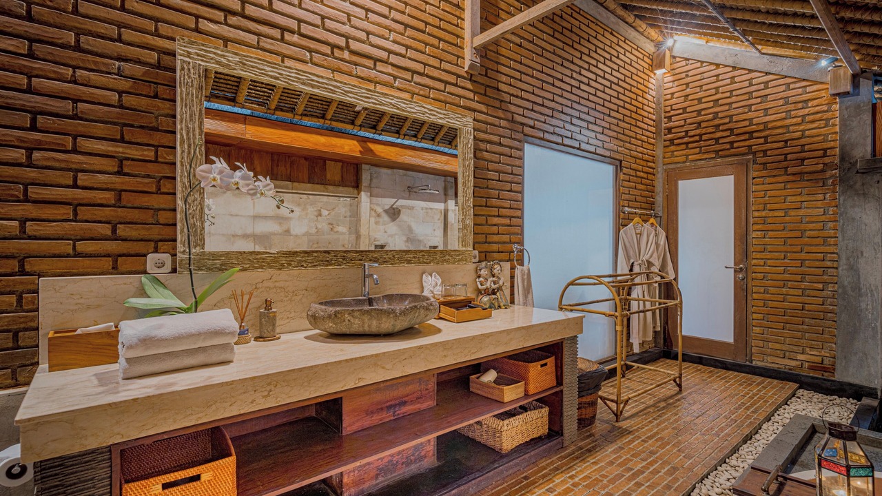 Photo of Bathroom in Kedewatan