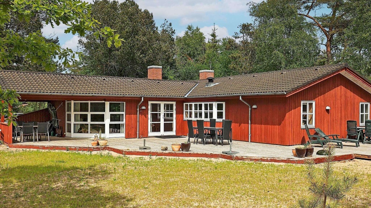 Photo of Outdoor in Skram