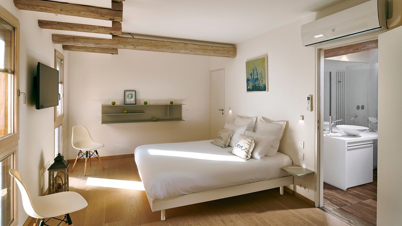 Photo of Bedroom in Rodern