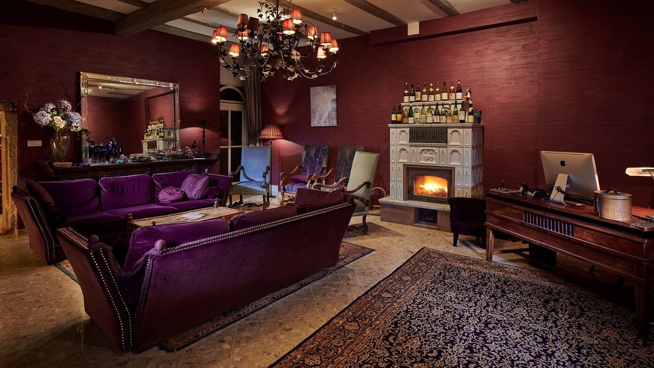 Photo of Others in Rodern