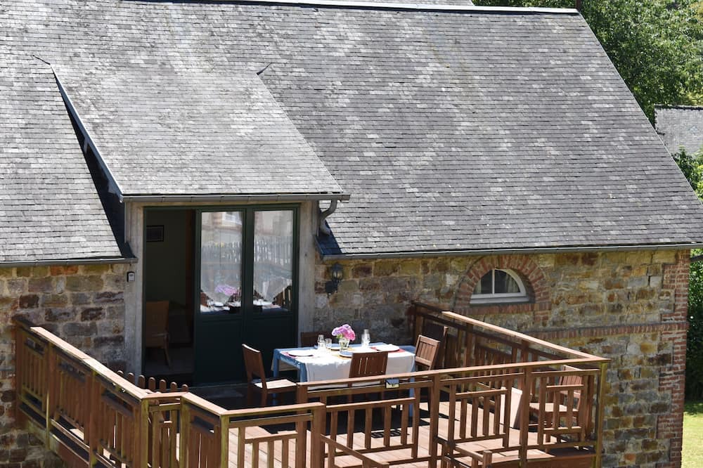 Photo of Patio Balcony in Le Neufbourg