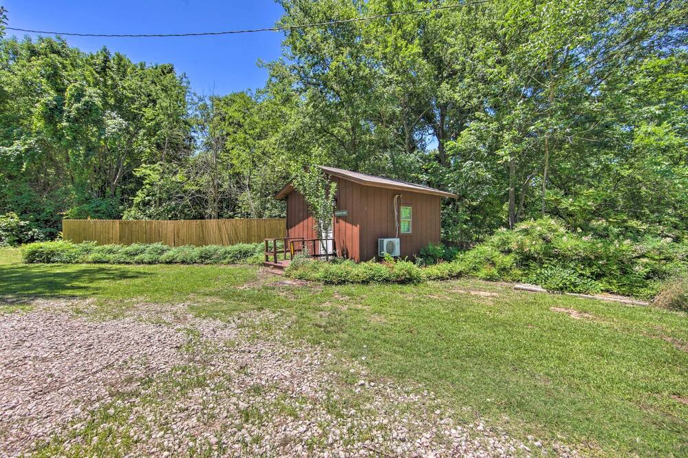 Photo of Outdoor in Log Cabin