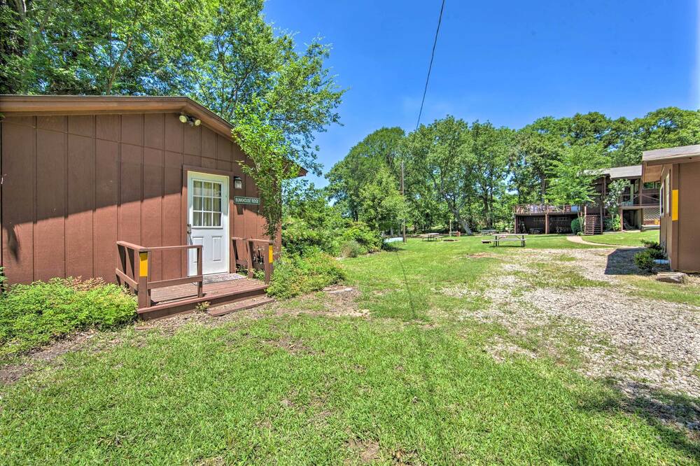 Photo of Outdoor in Log Cabin