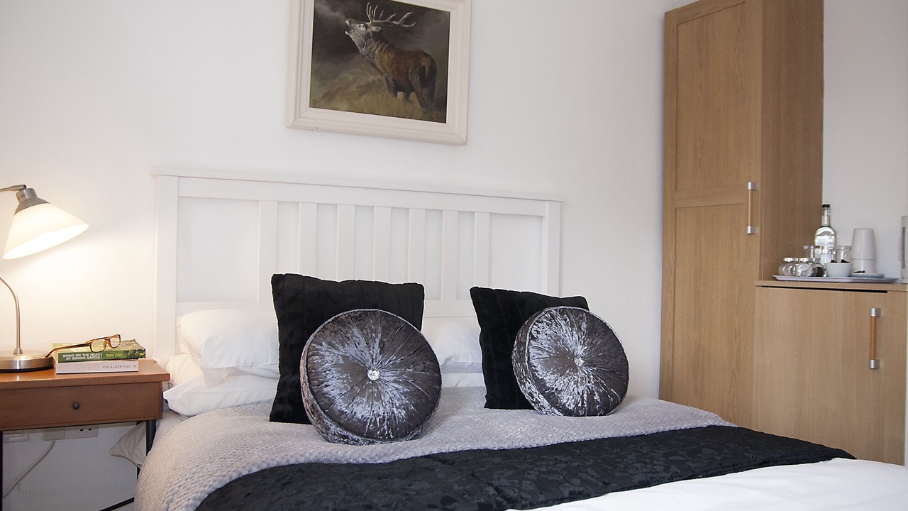 Photo of Others in Heath and Reach