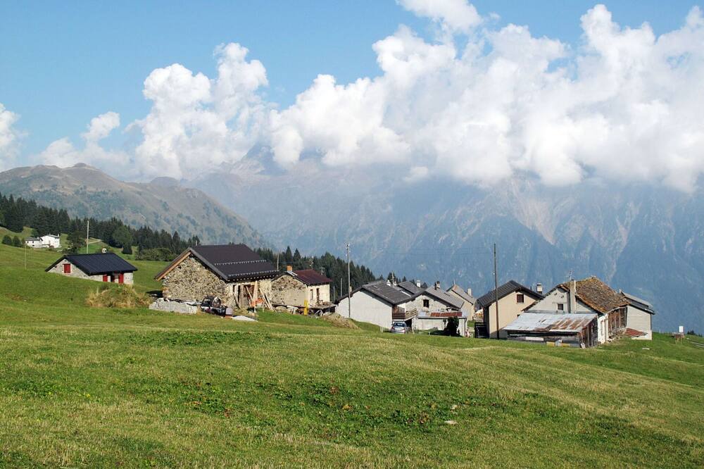Photo of Outdoor in Olivone