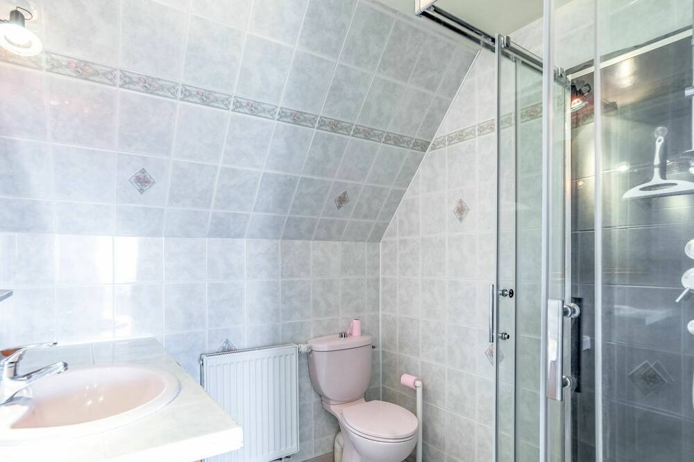 Photo of Bathroom in Benerville-sur-Mer