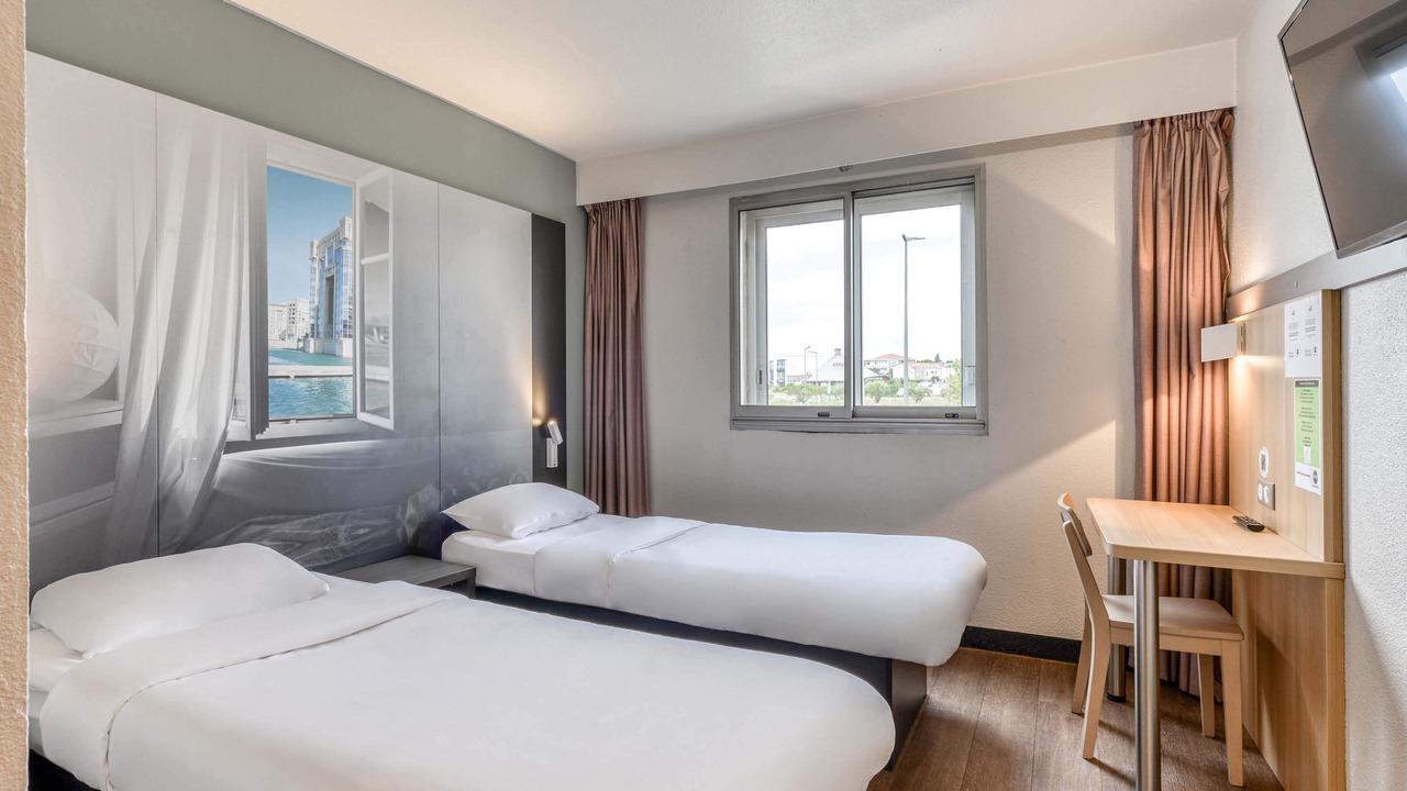Photo of Bedroom in Saint-Aunes