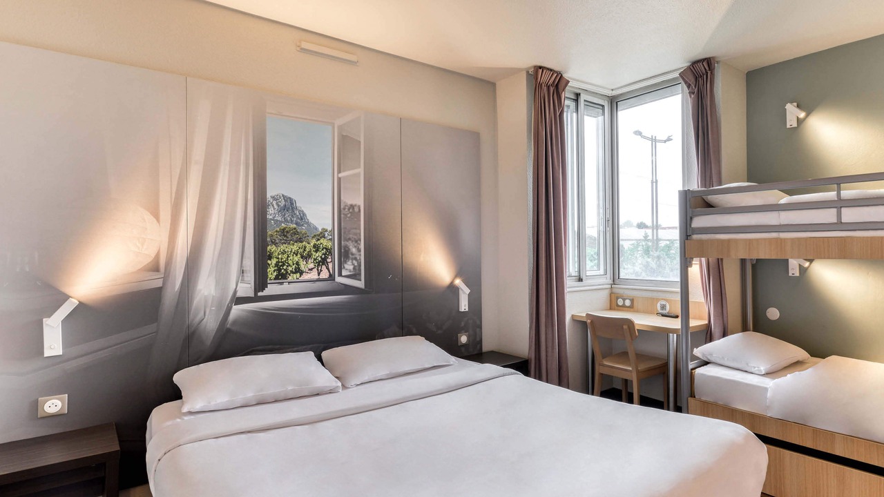 Photo of Bedroom in Saint-Aunes