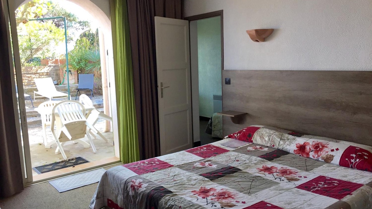 Photo of Bedroom in Le Lavandou