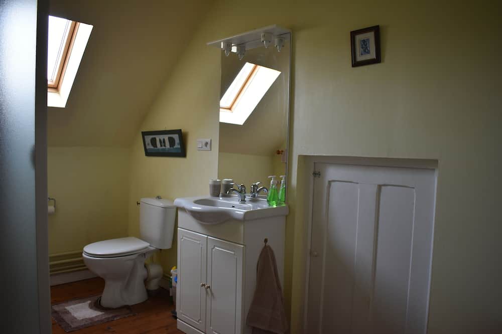 Photo of Bathroom in Le Neufbourg
