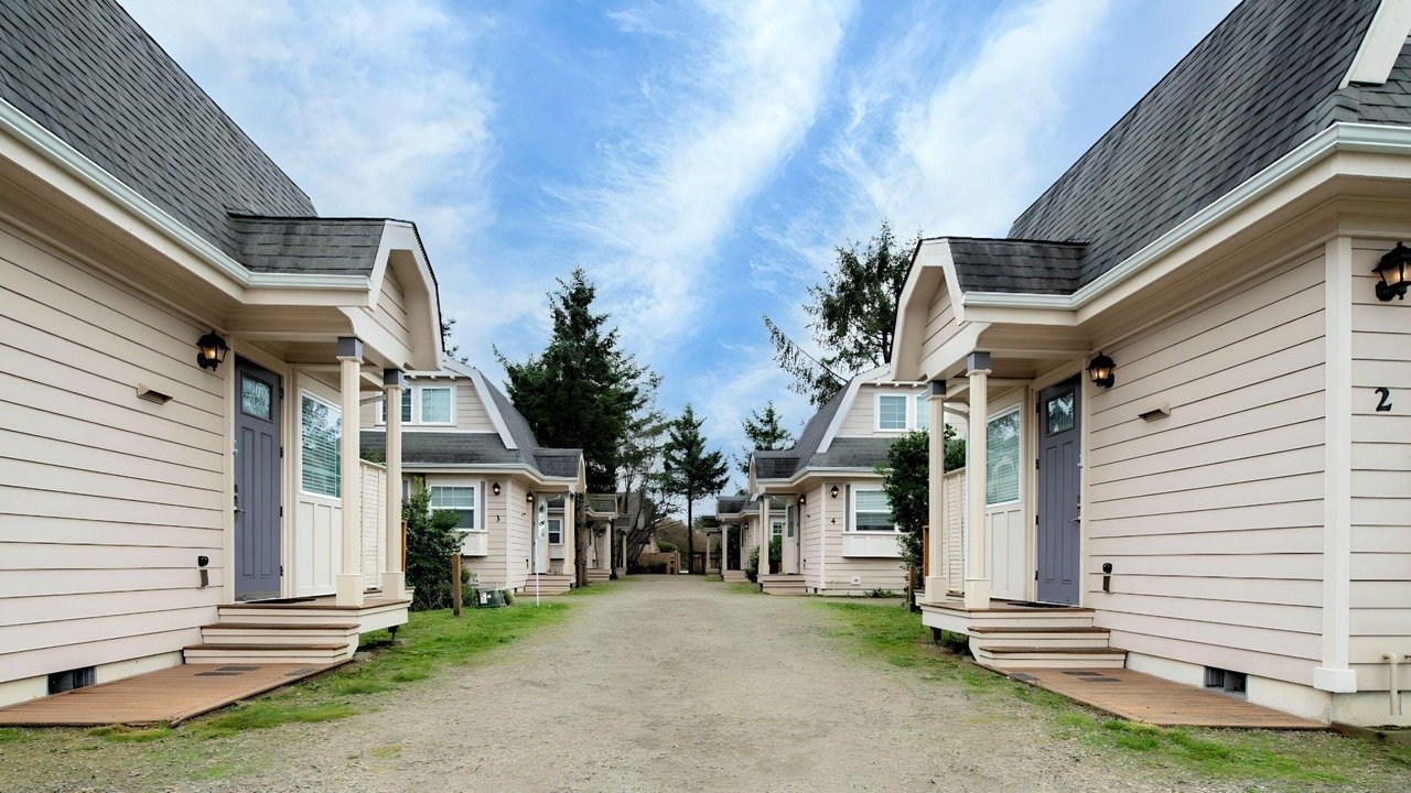 Photo of Others in Ocean Shores