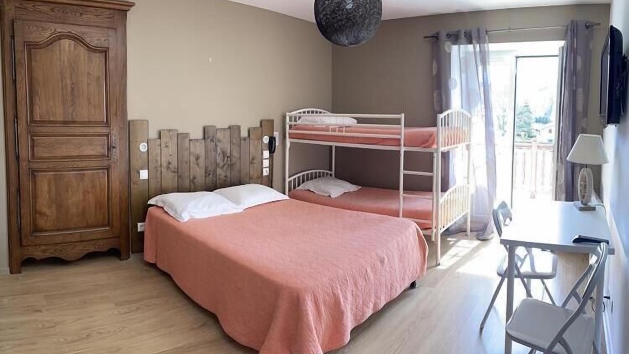 Photo of Bedroom in Saint-Jean-le-Vieux