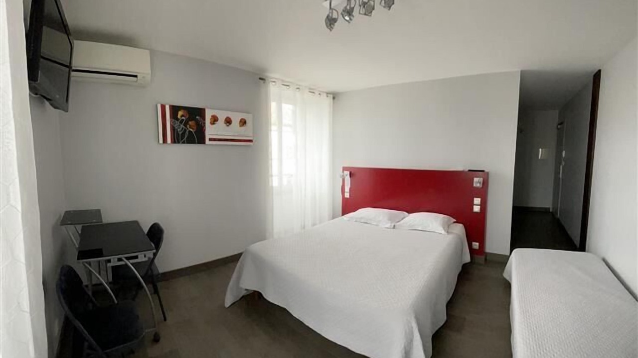 Photo of Bedroom in Saint-Jean-le-Vieux