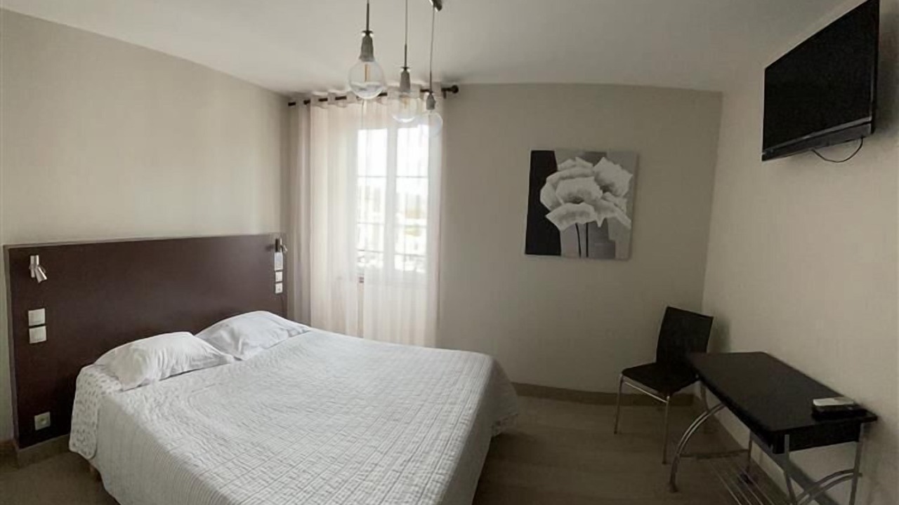Photo of Bedroom in Saint-Jean-le-Vieux