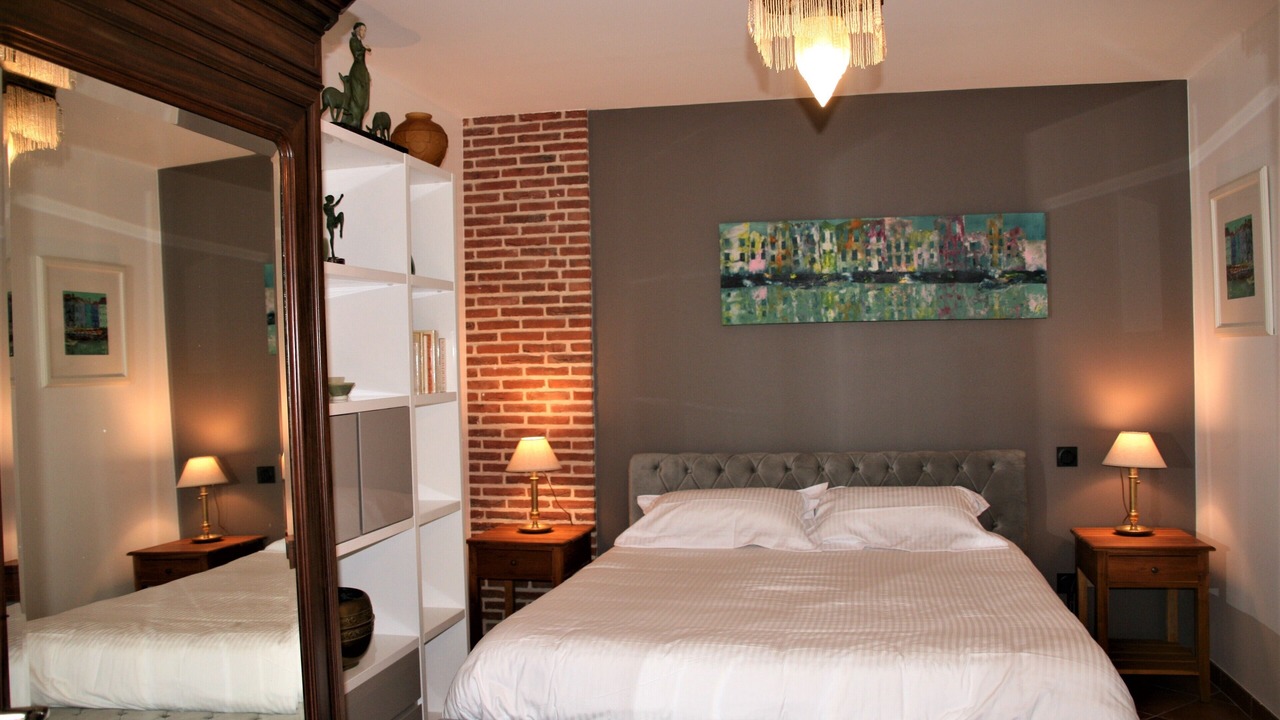 Photo of Bedroom in Genneville