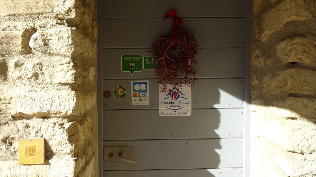 Photo of Others in Murs