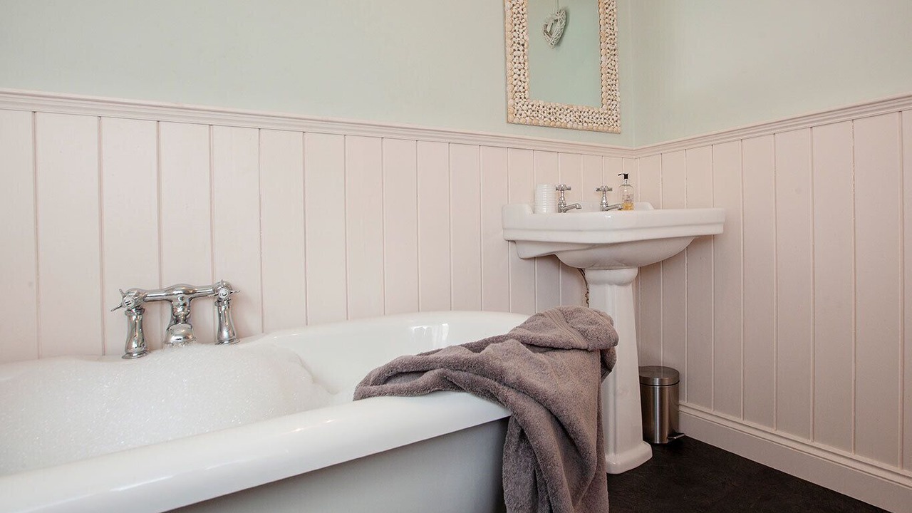 Photo of Bathroom in West Cliff