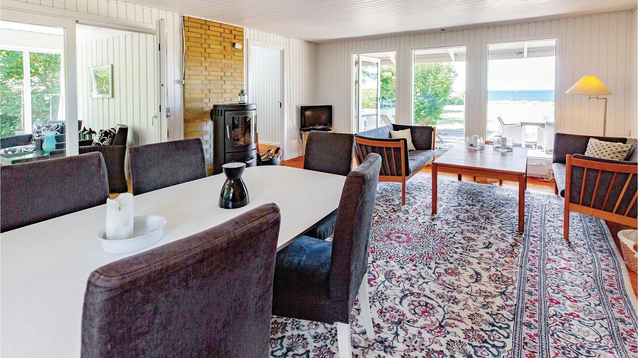 Photo of Others in Frolunde