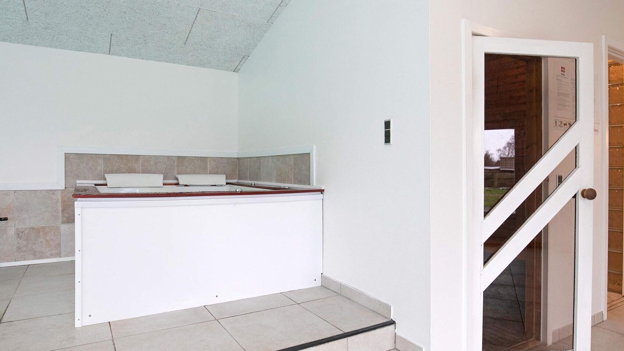 Photo of Kitchen in Hou