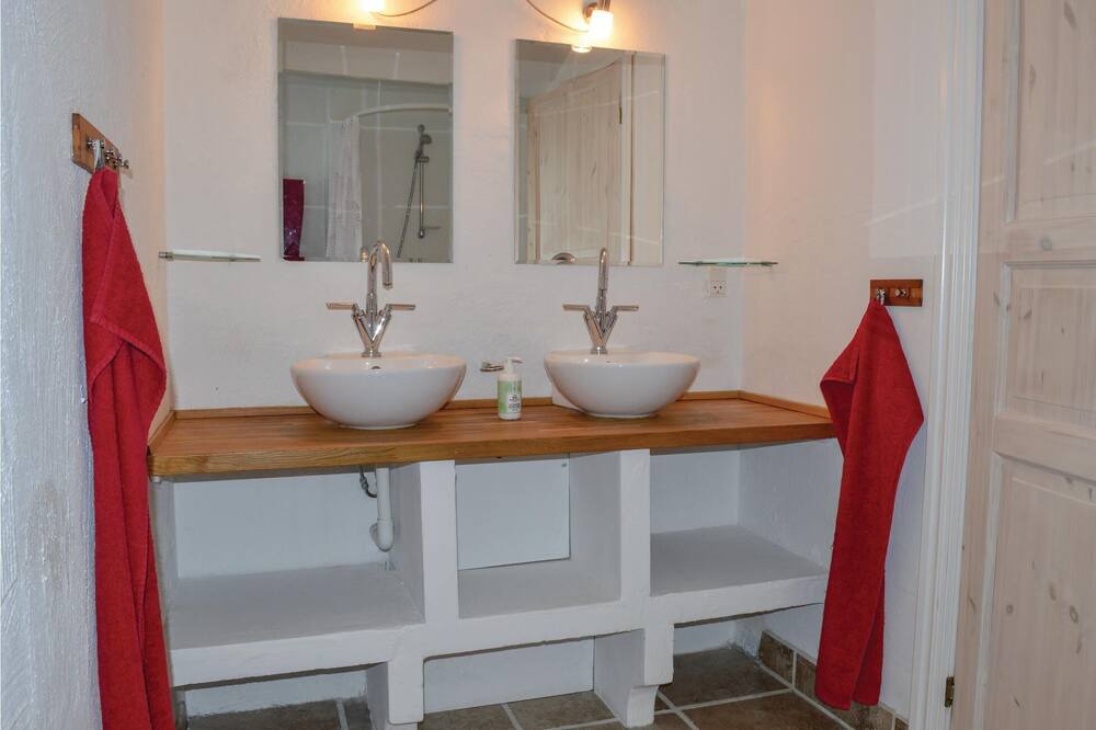 Photo of Bathroom in Frederikshavn