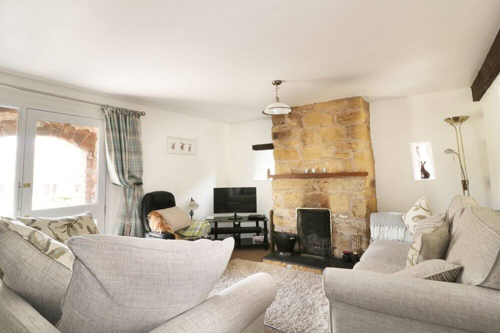 Photo of Livingroom in Milburn