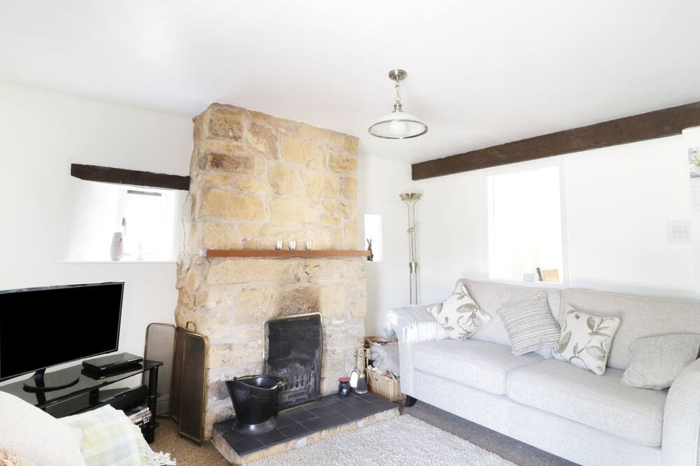 Photo of Livingroom in Milburn