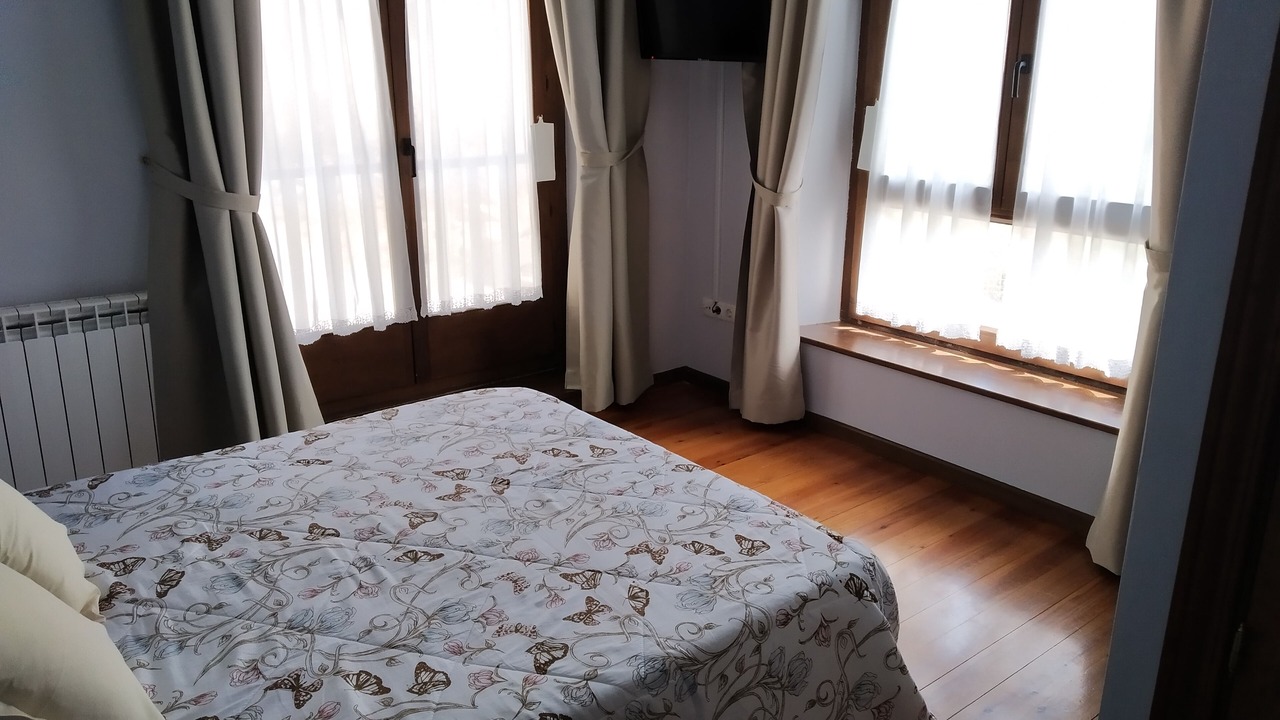 Photo of Bedroom in Betlan