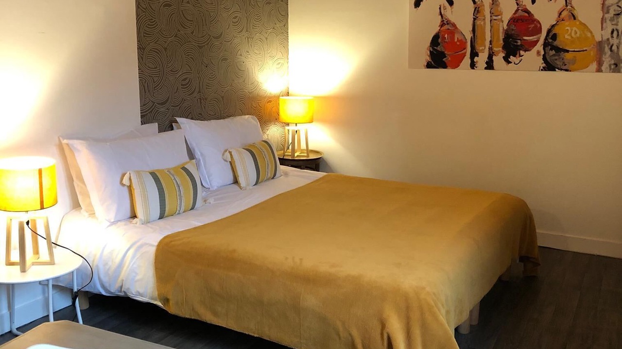 Photo of Bedroom in Saintes