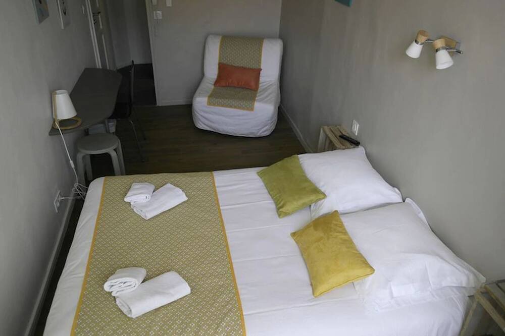 Photo of Bedroom in Cassis