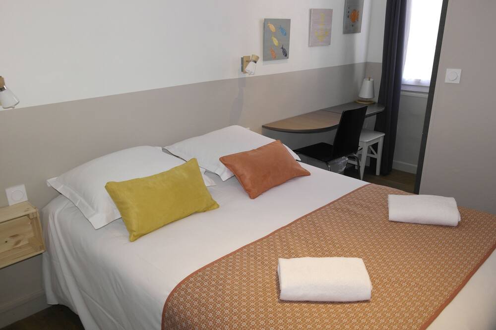 Photo of Bedroom in Cassis