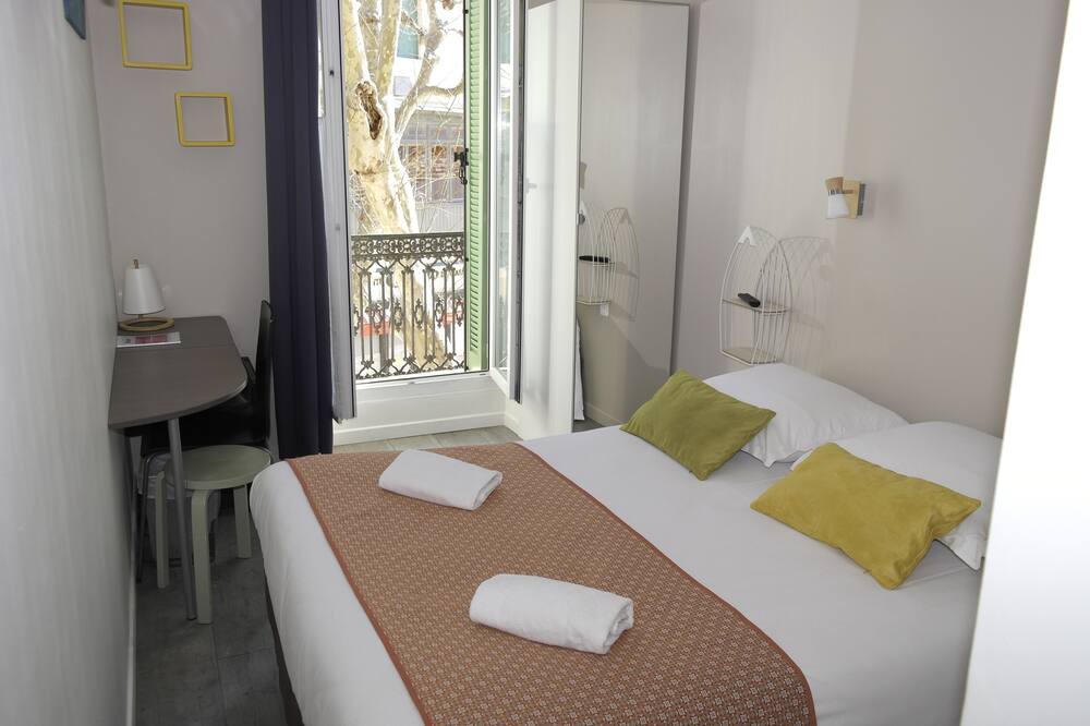 Photo of Bedroom in Cassis
