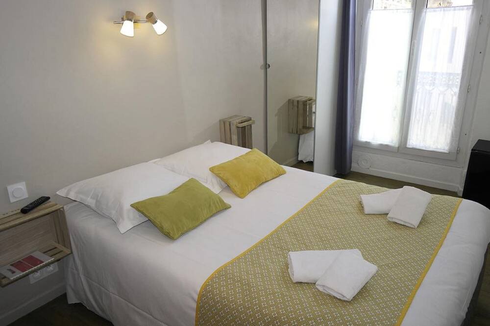 Photo of Bedroom in Cassis