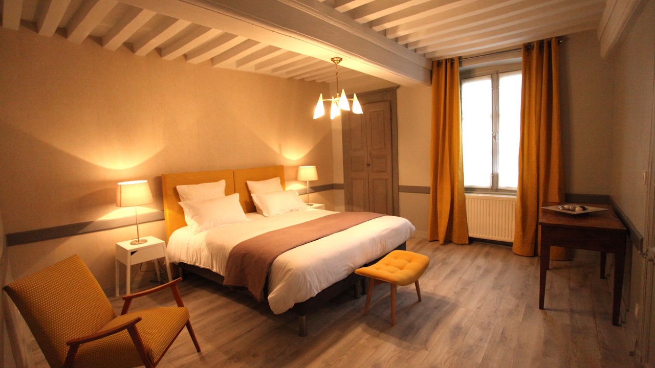 Photo of Bedroom in Charolles