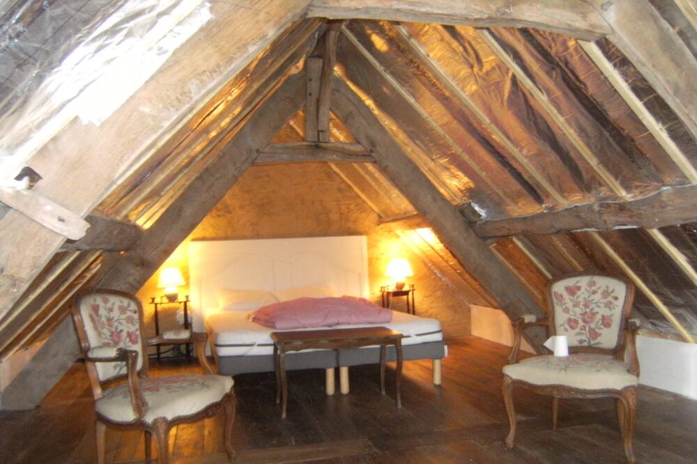 Photo of Bedroom in Dol-de-Bretagne