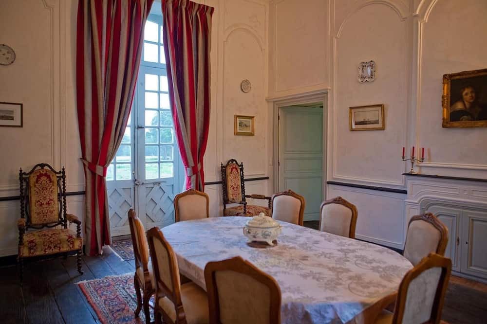 Photo of Others in Dol-de-Bretagne