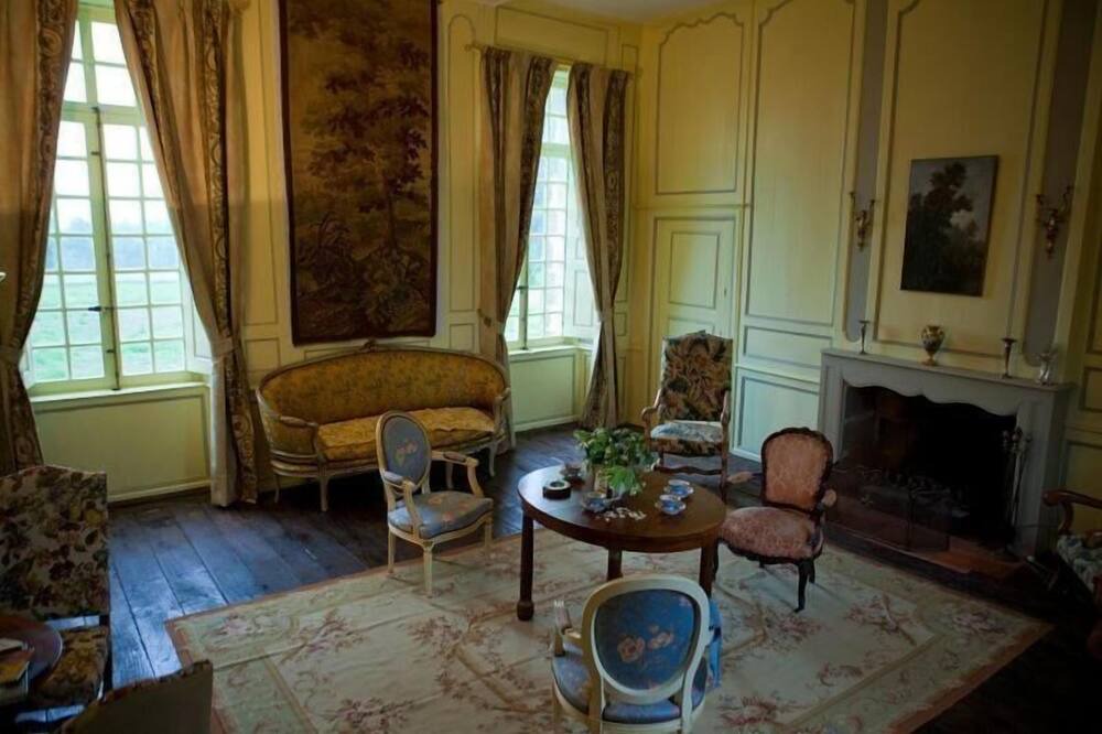 Photo of Livingroom in Dol-de-Bretagne
