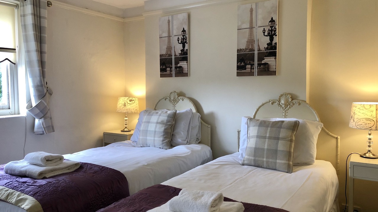 Photo of Bedroom in Cottingham