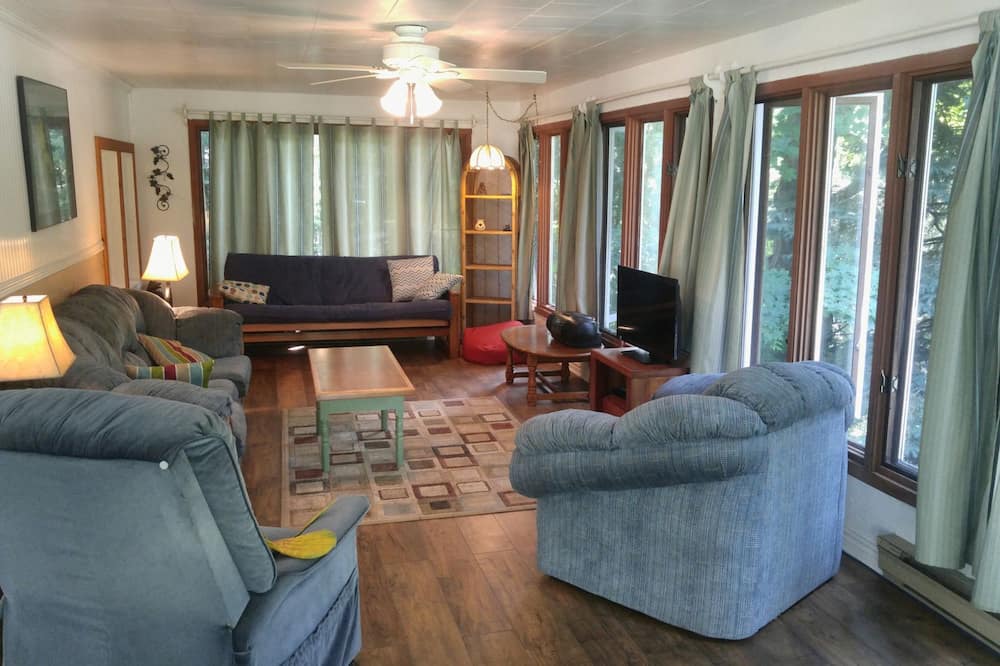 Photo of Livingroom in Port Albert