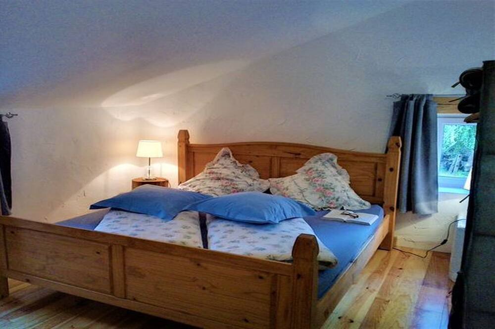 Photo of Bedroom in Sauveterre-la-Lemance