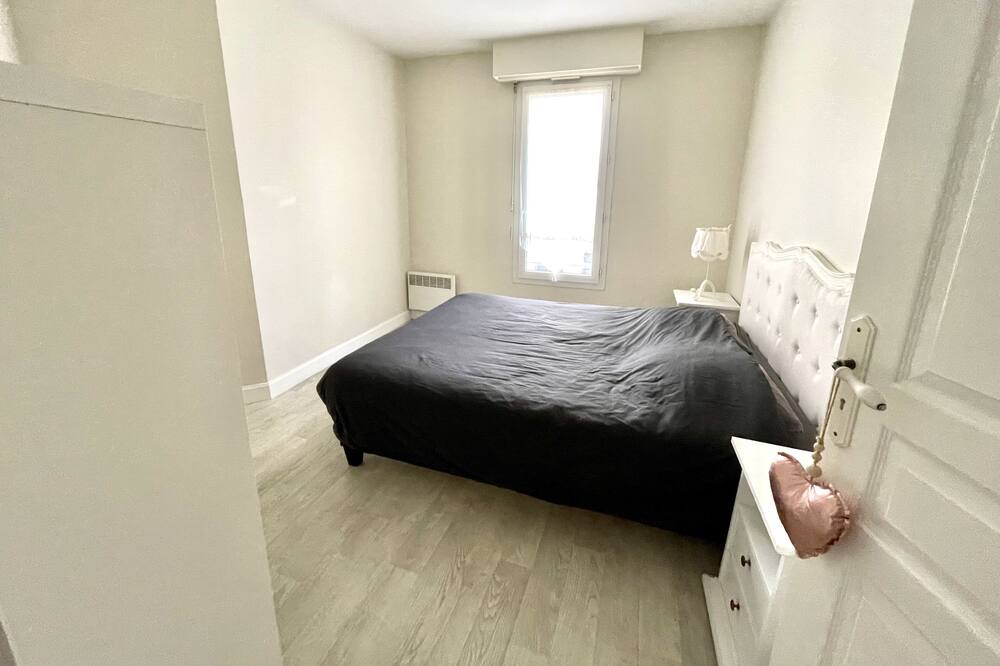 Photo of Bedroom in Saint-Avertin
