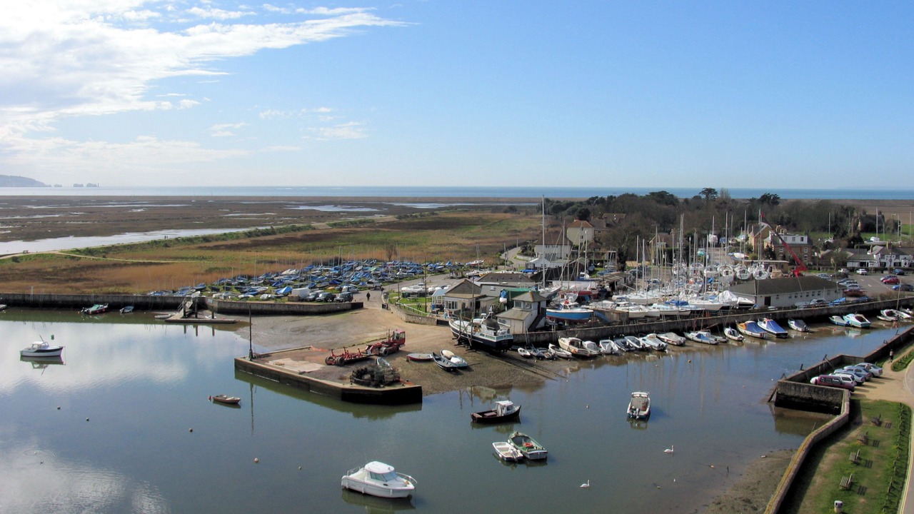Photo of Others in Milford on Sea